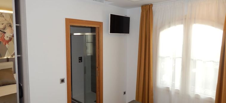 Hotel Hostal Doña Carmen Nerja - Costa Del Sol: Foto 