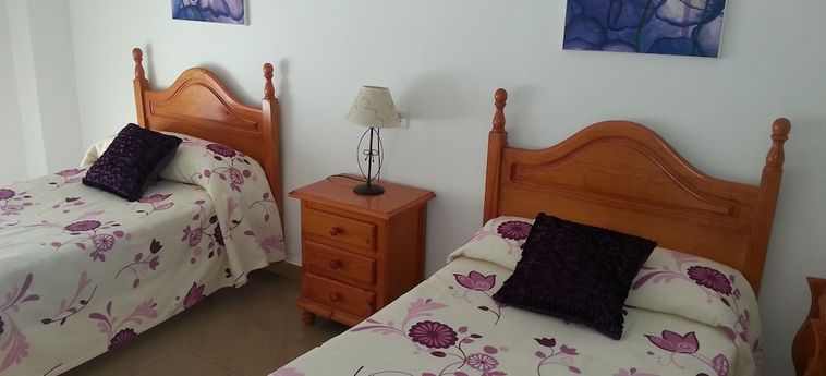 Hotel Hostal San Miguel:  NERJA - COSTA DEL SOL