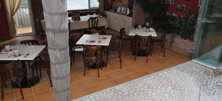 Hotel Welcome Inn Nerja Nerja - Costa Del Sol: Foto 