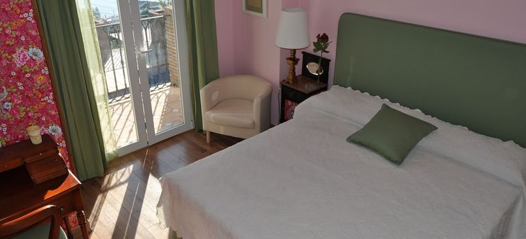 Hotel Welcome Inn Nerja Nerja - Costa Del Sol: Foto 