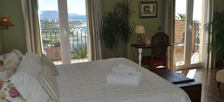 Hotel Welcome Inn Nerja Nerja - Costa Del Sol: Foto 