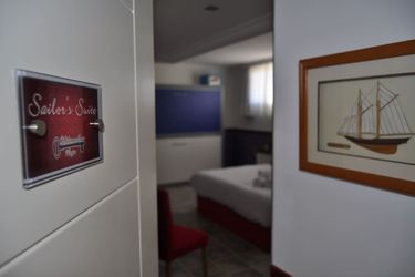 Hotel Welcome Inn Nerja Nerja - Costa Del Sol: Photo 