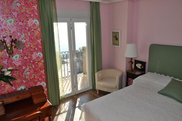 Hotel Welcome Inn Nerja Nerja - Costa Del Sol: Photo 