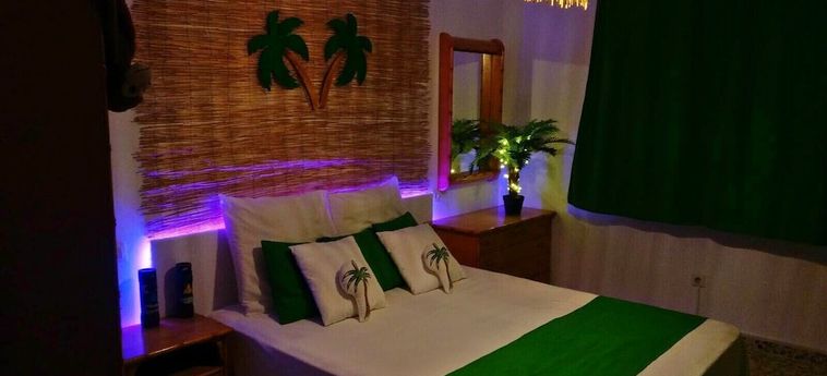 Wonder Rooms Nerja Guest House Nerja - Costa Del Sol: Foto 