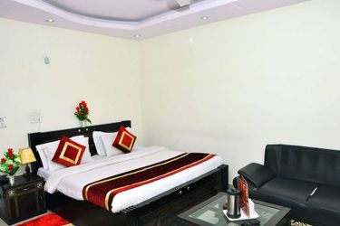 Hotel Royal Holidays  New Delhi: Photo 