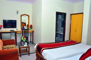 Hotel Royal Holidays  New Delhi: Photo 
