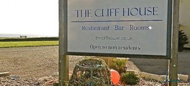 The Cliff House Hotel:  NEW MILTON
