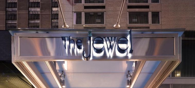 Hotel The Jewel Facing Rockefeller Center:  NEW YORK (NY)