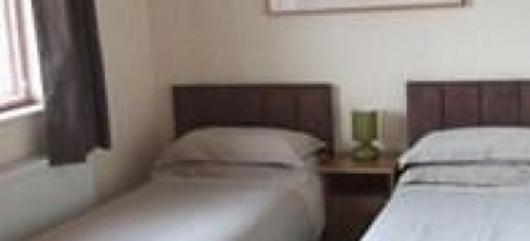 A1 Summerville Guest House:  NEWCASTLE UPON TYNE