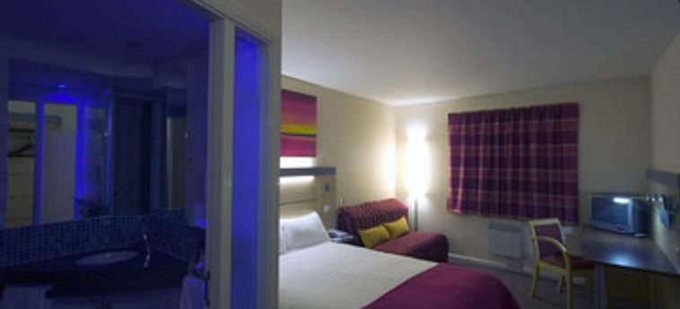 Hotel Holiday Inn Express Metro Centre:  NEWCASTLE UPON TYNE