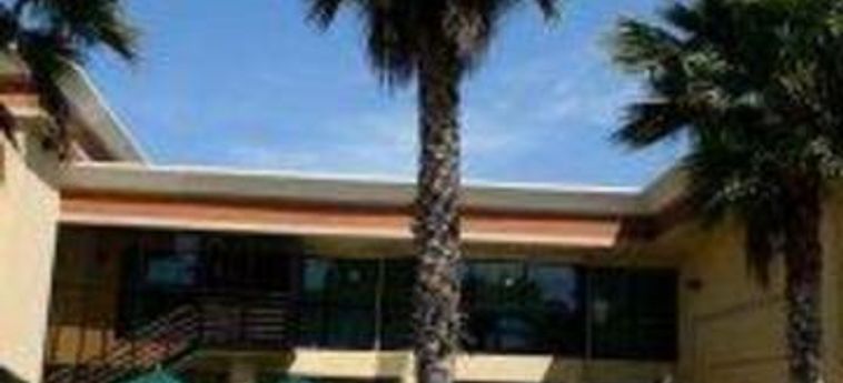 Hotel Holiday Inn Express Newport Beach:  NEWPORT BEACH (CA)