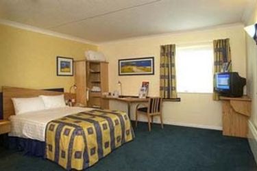 Hotel Express By Holiday Inn, Newport:  NEWPORT