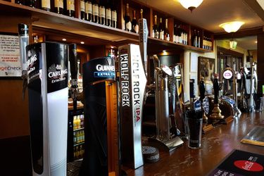 Hotel The Old Barn Inn Newport: Photo 