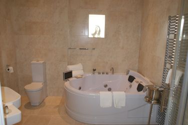 Hotel The Old Barn Inn Newport: Photo 
