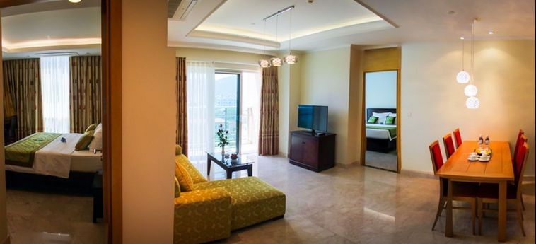 Hotel Diamond Bay Condotel:  NHA TRANG