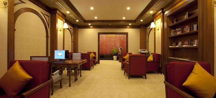 Hotel Vinpearl Luxury Nha Trang:  NHA TRANG