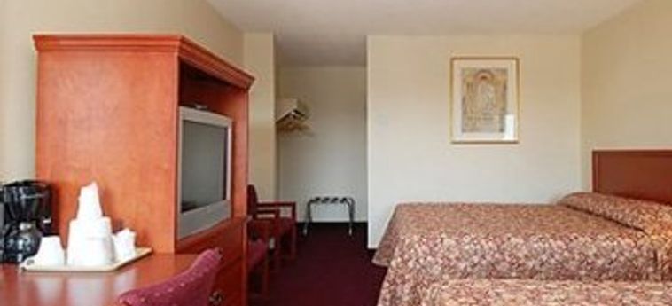 Hotel Niagara Lodge And Suites:  NIAGARA FALLS - ONTARIO