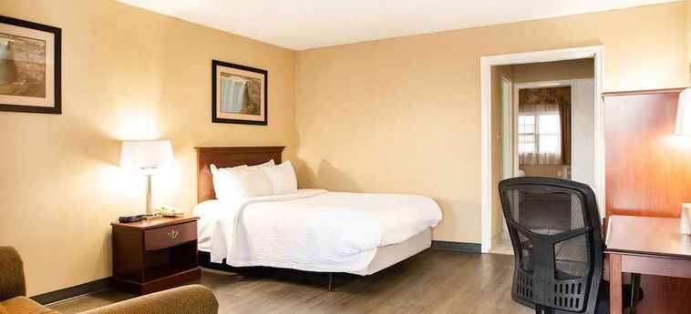 The Oakes Hotel Overlooking The Falls Niagara Falls - Ontario : Photo 