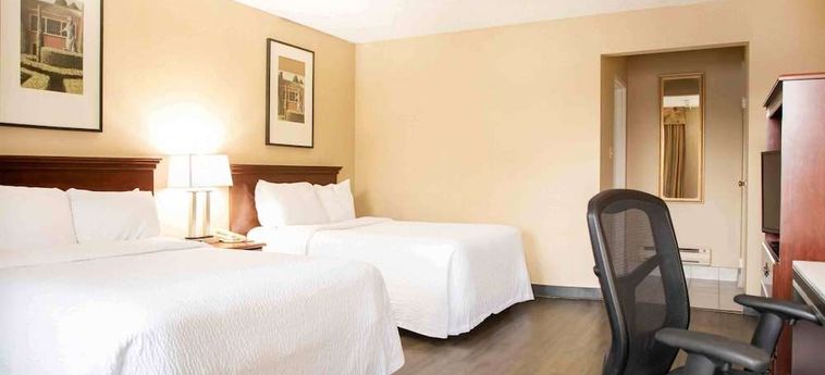 The Oakes Hotel Overlooking The Falls Niagara Falls - Ontario : Photo 