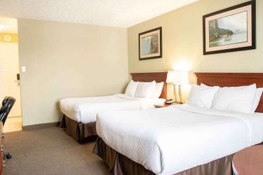 The Oakes Hotel Overlooking The Falls Niagara Falls - Ontario: Photo 