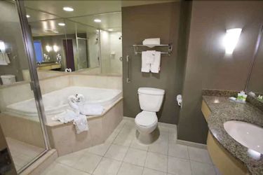 The Oakes Hotel Overlooking The Falls Niagara Falls - Ontario: Photo 