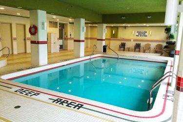 The Oakes Hotel Overlooking The Falls Niagara Falls - Ontario: Photo 