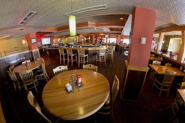 The Oakes Hotel Overlooking The Falls Niagara Falls - Ontario: Photo 