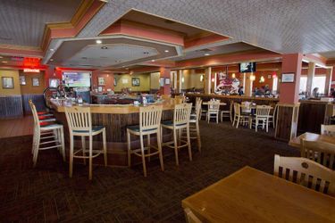 The Oakes Hotel Overlooking The Falls Niagara Falls - Ontario: Photo 