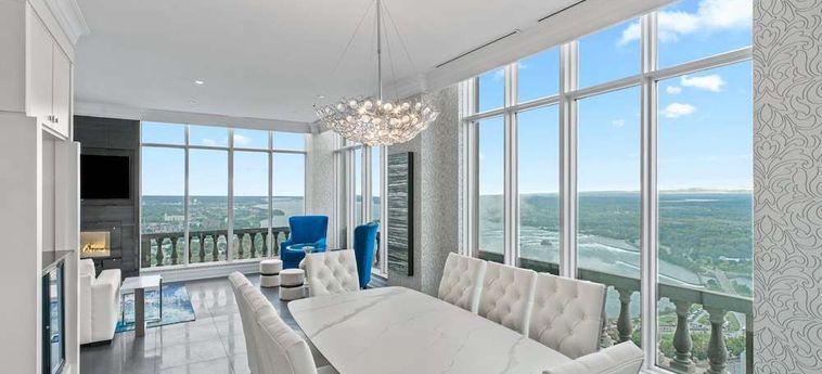 Hilton Niagara Falls/Fallsview Hotel &Amp; Suites Niagara Falls - Ontario: Foto 