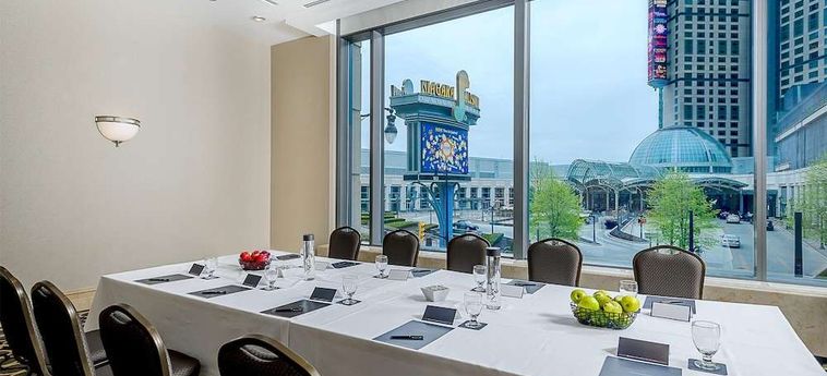 Hilton Niagara Falls/Fallsview Hotel &Amp; Suites Niagara Falls - Ontario: Foto 