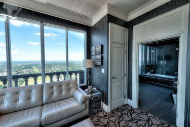 Hilton Niagara Falls/Fallsview Hotel &Amp; Suites Niagara Falls - Ontario: Photo 
