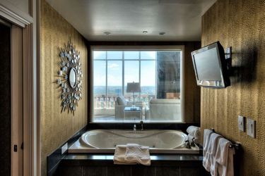 Hilton Niagara Falls/Fallsview Hotel &Amp; Suites Niagara Falls - Ontario: Photo 