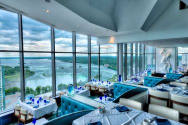 Hilton Niagara Falls/Fallsview Hotel &Amp; Suites Niagara Falls - Ontario: Photo 
