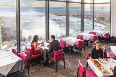 Hilton Niagara Falls/Fallsview Hotel &Amp; Suites Niagara Falls - Ontario: Photo 