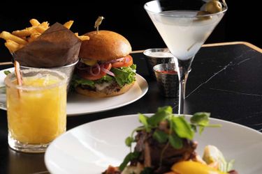 Hilton Niagara Falls/Fallsview Hotel &Amp; Suites Niagara Falls - Ontario: Photo 