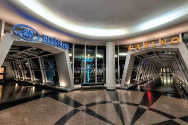 Hilton Niagara Falls/Fallsview Hotel &Amp; Suites Niagara Falls - Ontario: Photo 
