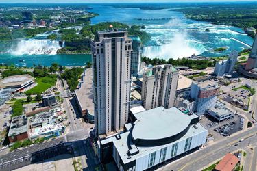 Hilton Niagara Falls/Fallsview Hotel &Amp; Suites Niagara Falls - Ontario: Photo 