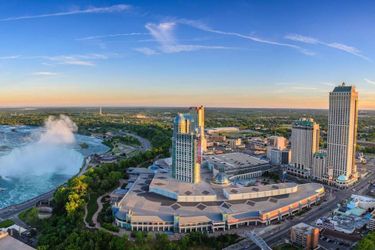Hilton Niagara Falls/Fallsview Hotel &Amp; Suites Niagara Falls - Ontario: Photo 