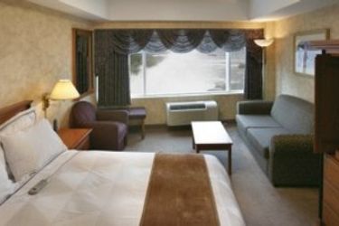 Radisson Hotel & Suites Fallsview:  NIAGARA FALLS - ONTARIO