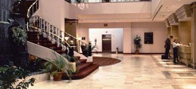 Hotel Niagara Falls Marriott On The Falls :  NIAGARA FALLS - ONTARIO