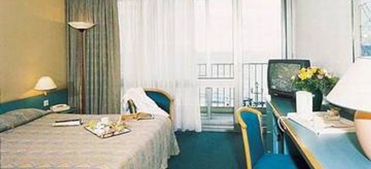 Hotel Mercure Nice Promenade Des Anglais:  NIZA