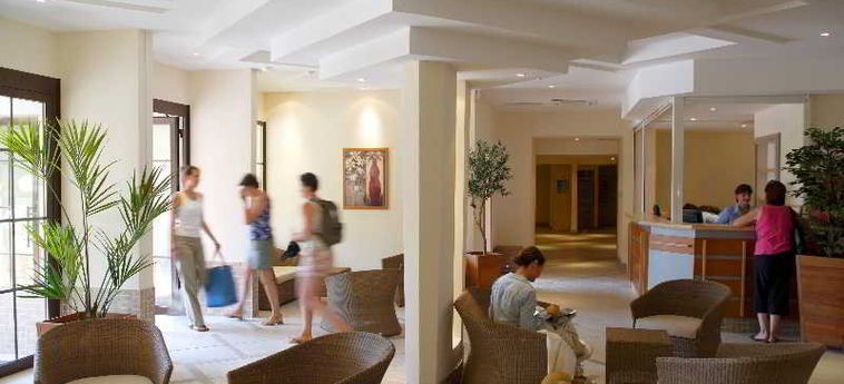 Hotel Residence Pierre & Vacances Heliotel Marine:  NIZA
