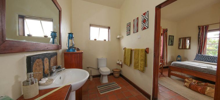 Hotel Nkuringo Gorilla Camp:  NKURINGO