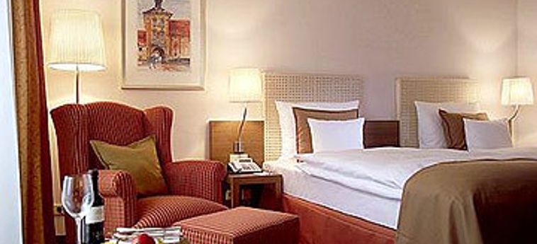 Hotel Holiday Inn Nuernberg City Centre:  NORIMBERGA