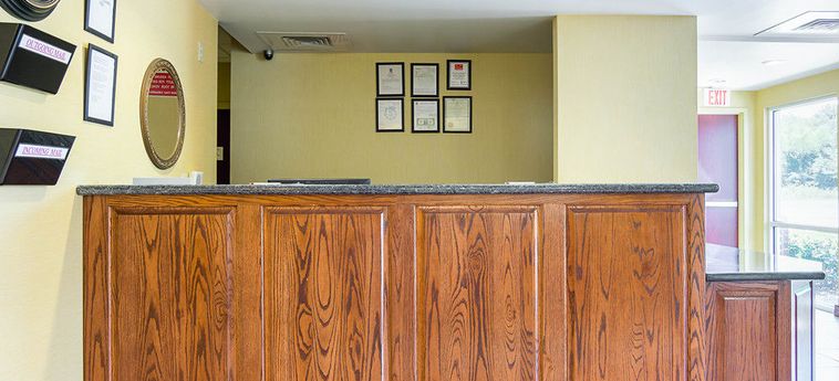 Hotel Econo Lodge  Inn &Amp; Suites North Little Rock (Ar) : Photo 