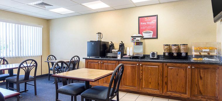 Hotel Econo Lodge  Inn &Amp; Suites North Little Rock (Ar) : Photo 