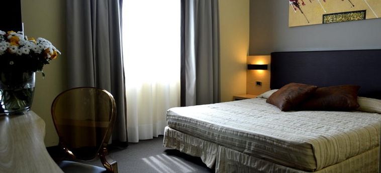 Hotel Omnia:  NOVENTA DI PIAVE - VENISE