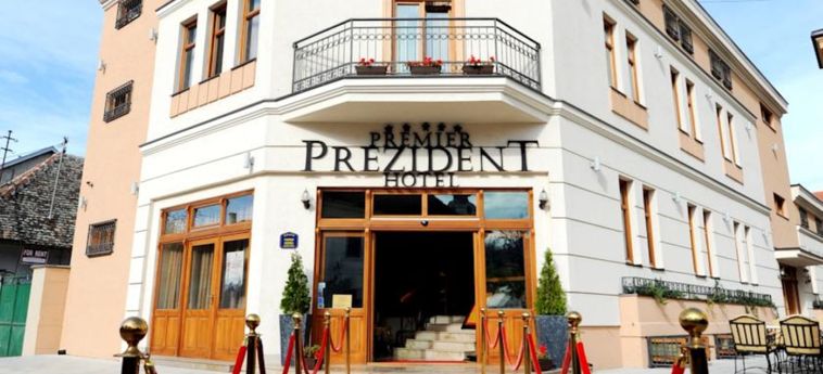 Hotel Premier Prezident Garni:  NOVI SAD