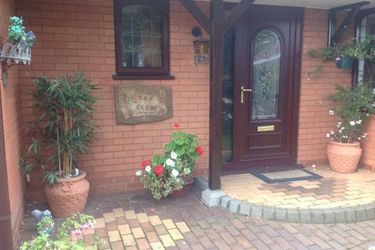 The Cedars House B&Amp;B Nuneaton: Photo 