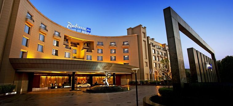 Hotel Radisson Blu Plaza Delhi Airport:  NUOVA DELHI